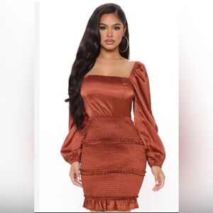 Women's Satin Copper Back Tie Smocked Mini Dress Size M NWOT Bella Mae